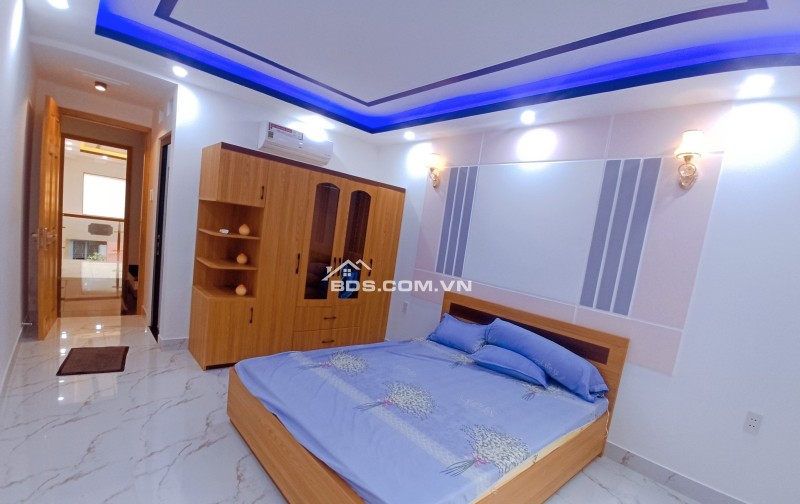 MẶT TIỀN KD - KHU ĐƯỜNG HOA PHÚ NHUẬN DTSD: 83m² DTXD: 56.6m² 5 Tầng 6PN 7WC. Nhỉnh 12 Tỷ